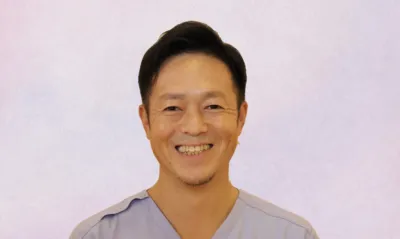 河野 哲史