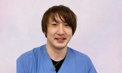 平松 燿